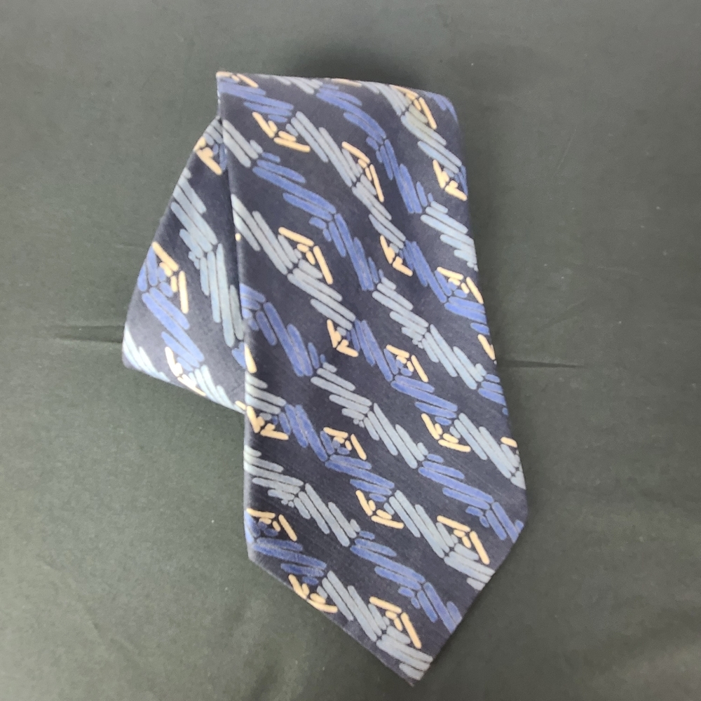 Christian Dior  Paris Silk Tie Blues.